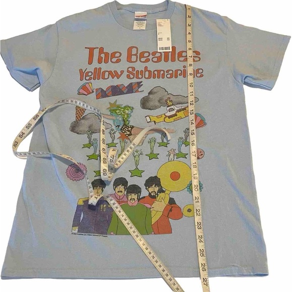 The Beatles T-Shirt Yellow Submarine Small New With Tags - Picture 3 of 8